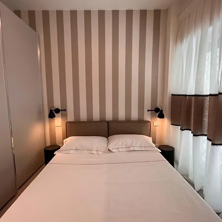 Casetta Celso Apartment *