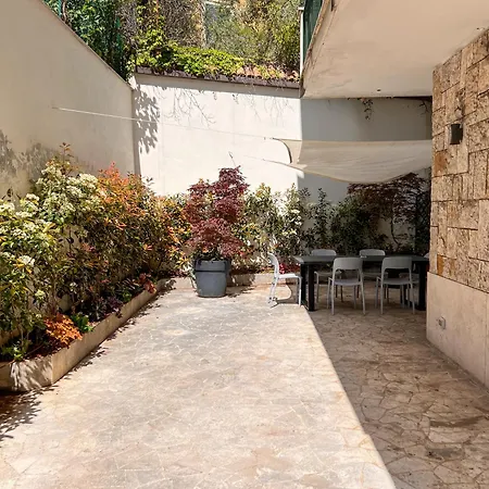 Casetta Celso Apartman